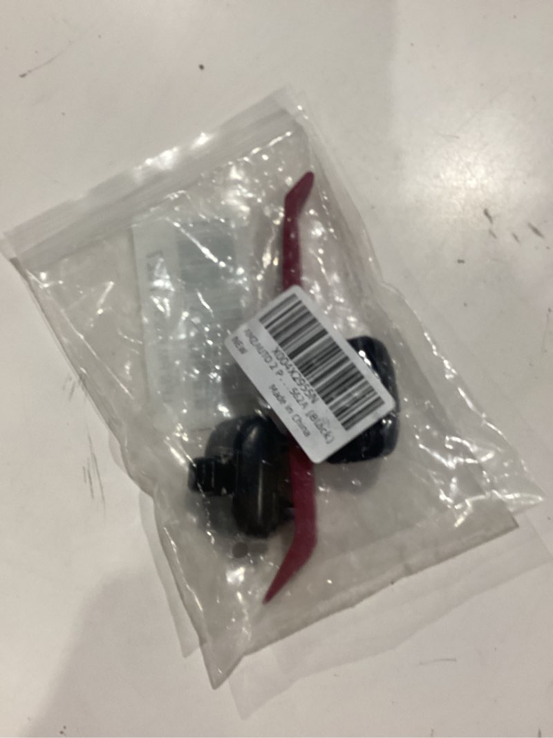 Condition photo showing Good Condition for 2 pcs sun visor clip compatible with audi a3 a4 la6 la7 q5 q3, audi inner sun visor clips holder hook replacement for 8e0857562 8u0857562a (black) 3 pcs black