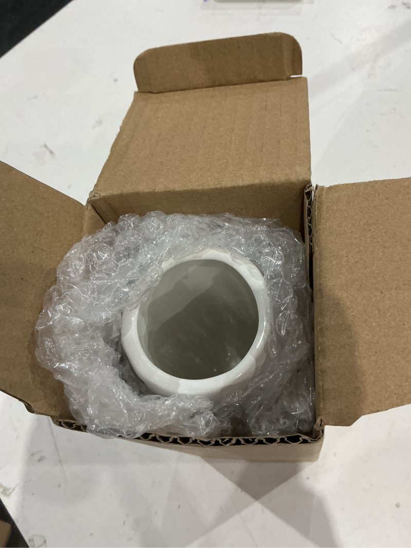 Condition photo showing Good Condition for white ceramic vase 7.3 inch - glossy minimalist nordic flower vase for home decor, perfect for dried/fresh flowers, wedding centerpiece, housewarming gift for christmas, mother’s day, valentine’s day