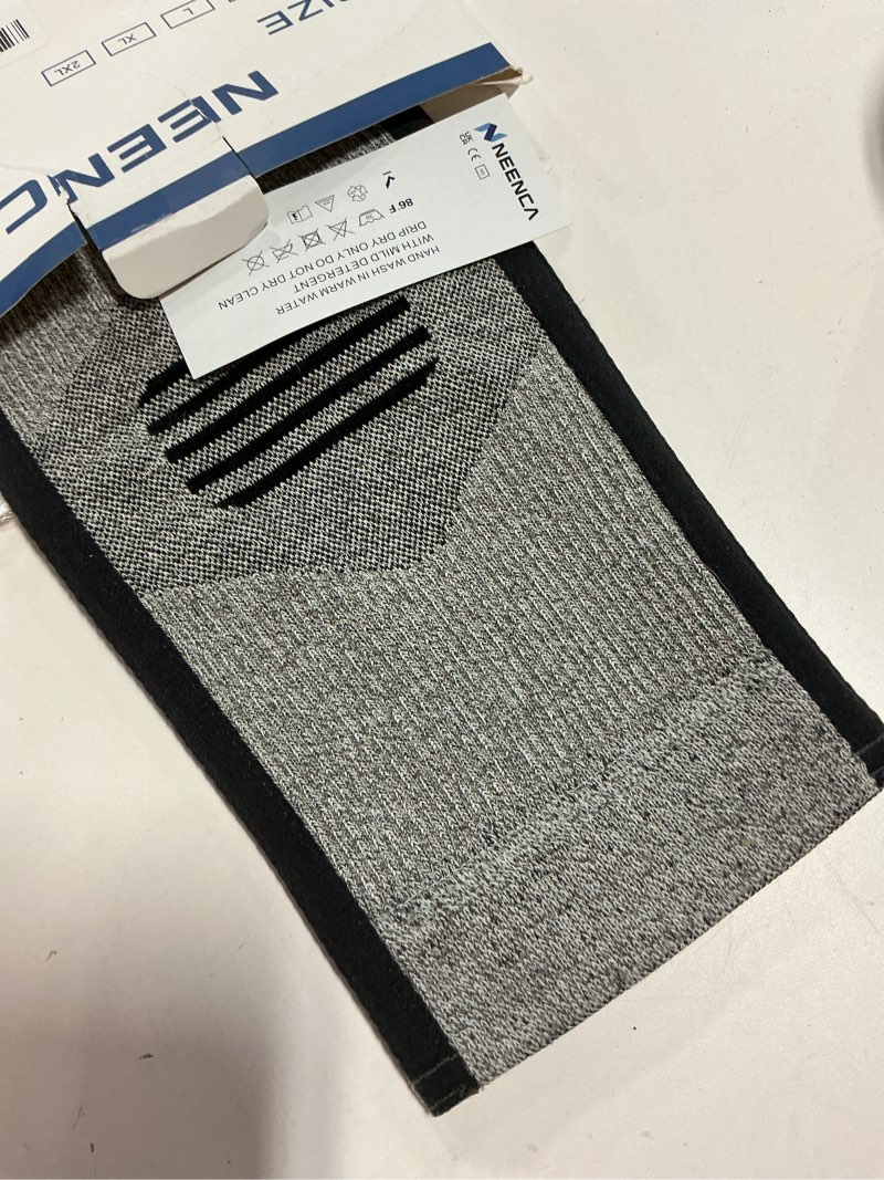 Condition photo showing Good Condition for NEENCA Knee Sleeve – Knee Braces for Knee Pain, Joint Pain Relief, Swelling, Inflammation Relief, and Circulation, Knee Support for Women and Men Medium Gray