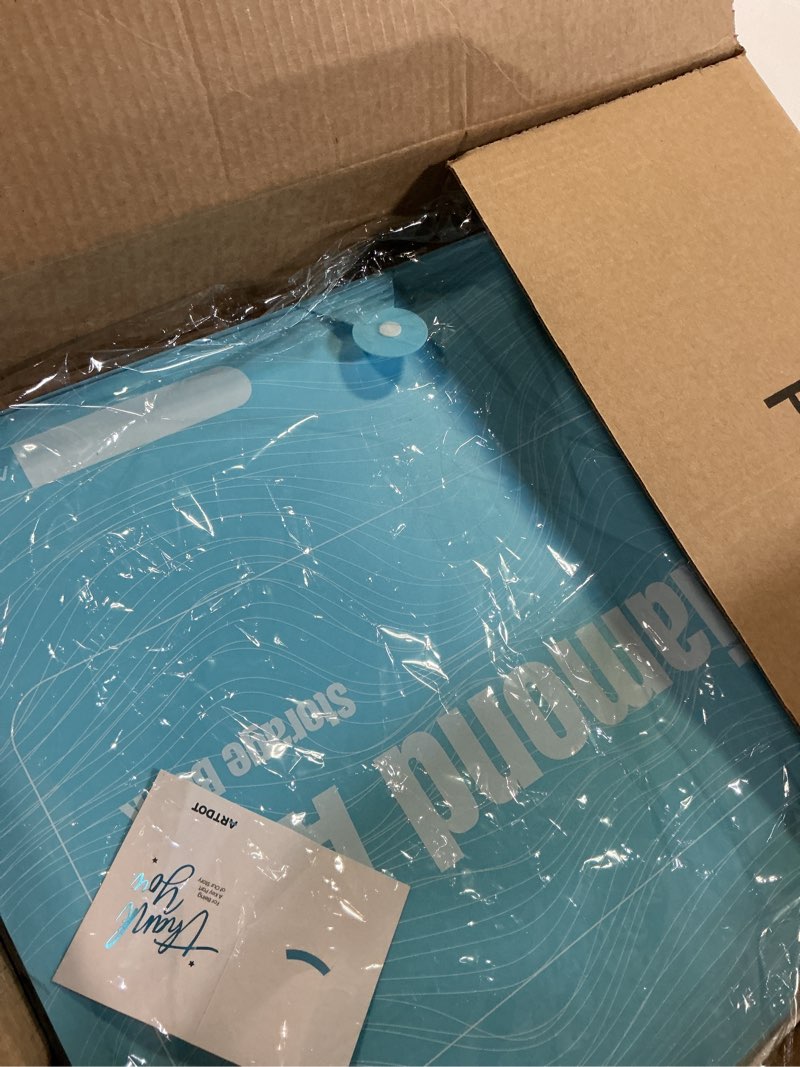 Condition photo showing Good Condition for artdot a2 storage book for diamond art kits, diamond art portfolio folder with 30 pocket slevees protectors (39.7 x 56cm) a2:22x16.4 inches