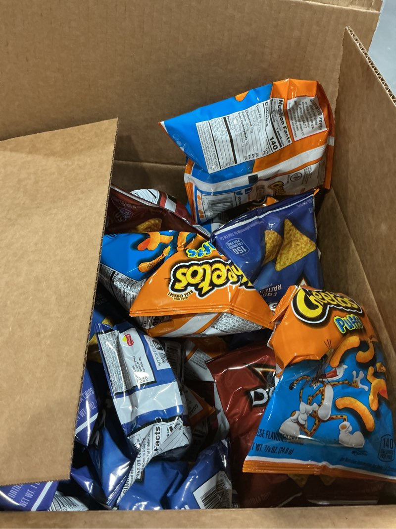 Condition photo showing New/Like New for Frito-Lay Doritos & Cheetos Mix Variety Pack, 2.42 Pounds, (Pack of 40) Doritos & Cheetos Mix 40 Count (Pack of 1)( BB APRIL 8/2025) 