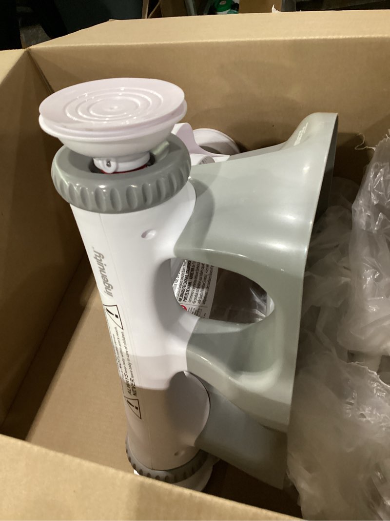 Condition photo showing Good Condition for baby bath seat