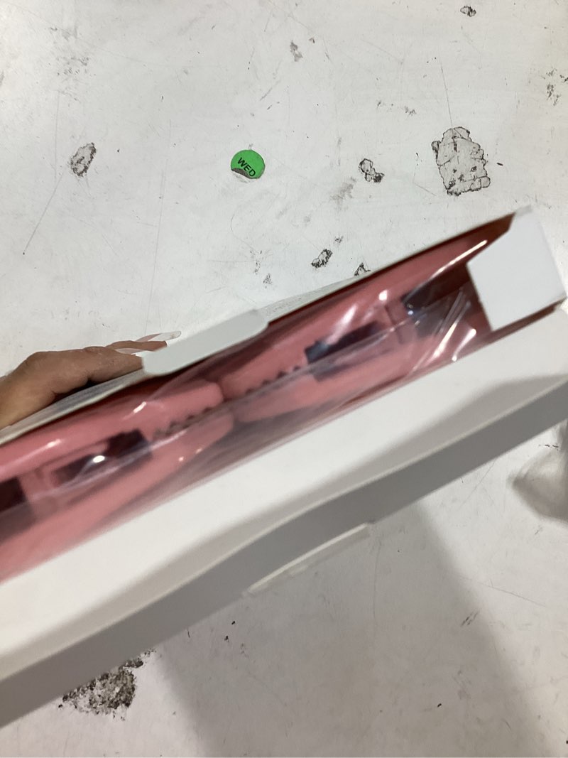 Condition photo showing New/Like New for trgowaul blush pink velvet hangers clips, pants hangers velvet clips, strong finger clips perfect for thin velvet hangers (20 pcs, blush) 20 pcs blush