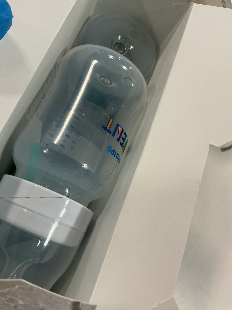 Condition photo showing Good Condition for philips avent anti-colic baby bottles with airfree vent, 9oz, 4pk, clear, scy703/04