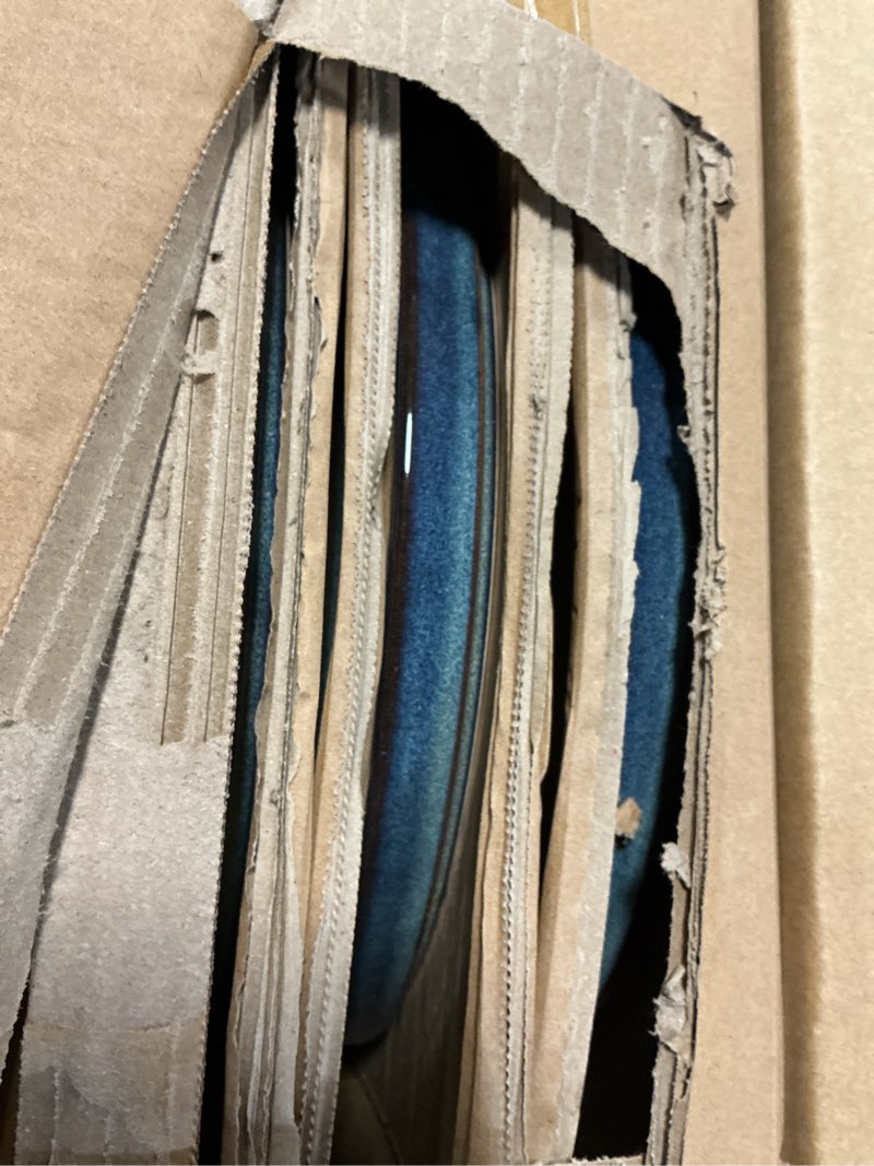 Condition photo showing Good Condition for AmorArc Ceramic Dinnerware Sets, Handmade Reactive Glaze Stoneware Plates and Bowls Sets,Highly Chip and Crack Resistant | Dishwasher & Microwave Safe Dishes Set, Service for 6 (18pc) Ceylon Blue Service for 6