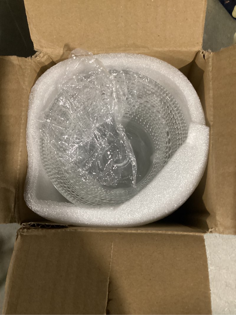 Condition photo showing Good Condition for Vintage Glass Dessert Bowls Set of 6-12 Oz, Blue Embossed Glass Ice Cream Bowls for coconut peach ice cream Fruit Pudding Trifle Parfait(12 Oz, rhombic) Blue Rhombus-Diamond