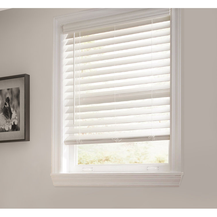 2.5 " Room Darkening Cordless Faux Wood Blind