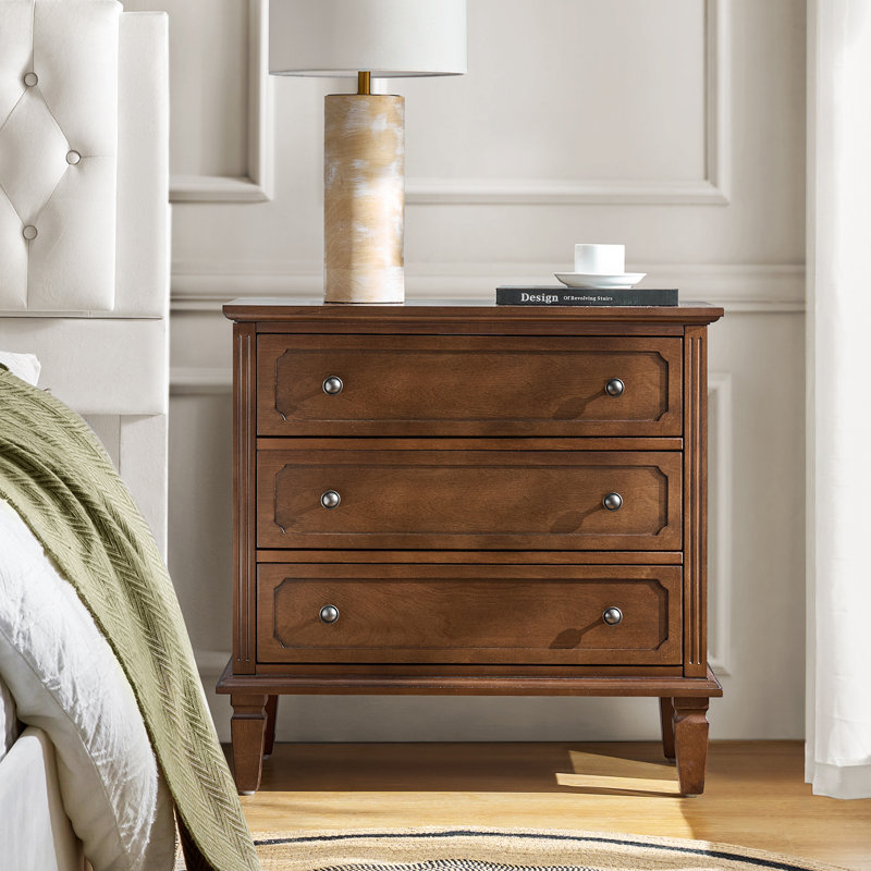 Gurinder 28.3'' W Transitional 3-Drawer Nightstand with Built-In Outlet and Solid Wood Legs