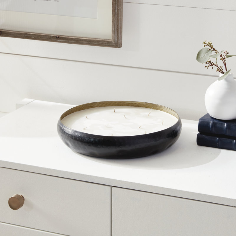 ginny oudh-scented candle tray