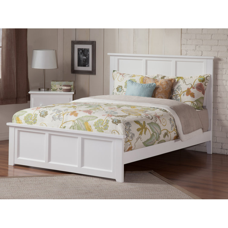 Amear Solid Wood Foundation Bed with Matching Footboard and Built-in USB Charger