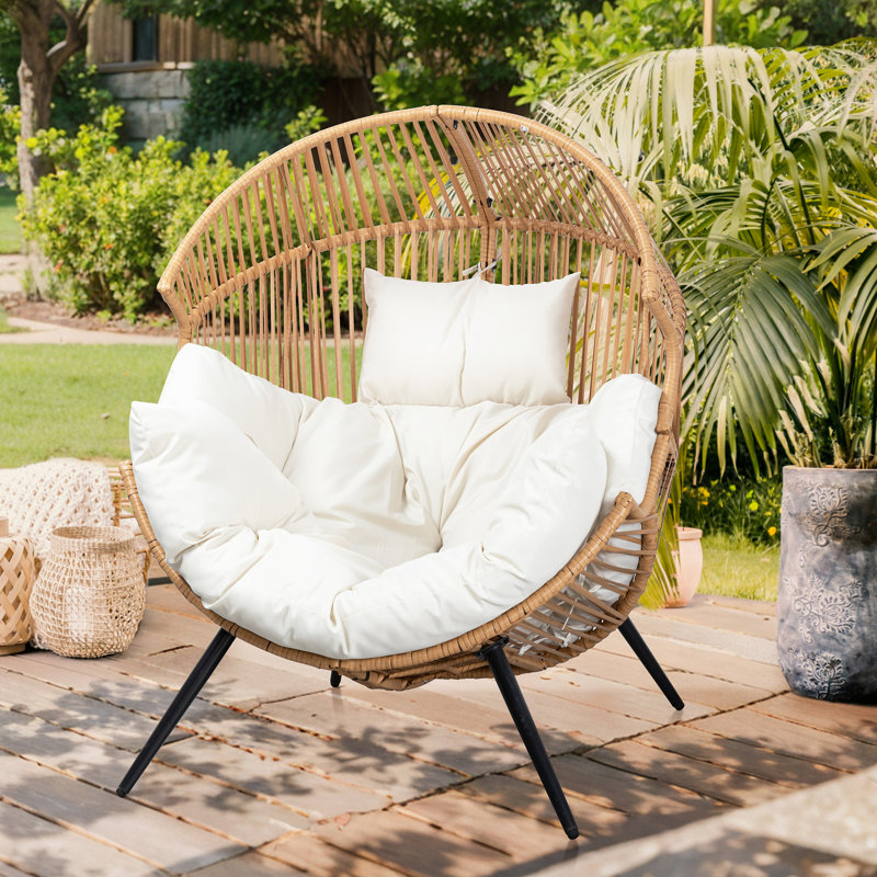 casi egg chair with cushion