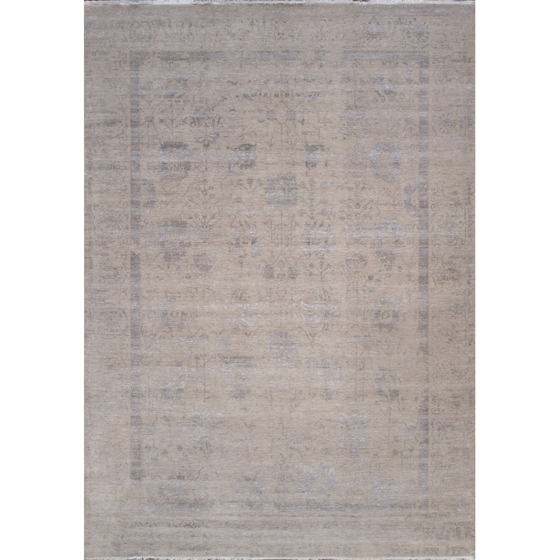 similar Transitional Silver/Grey Area Rug