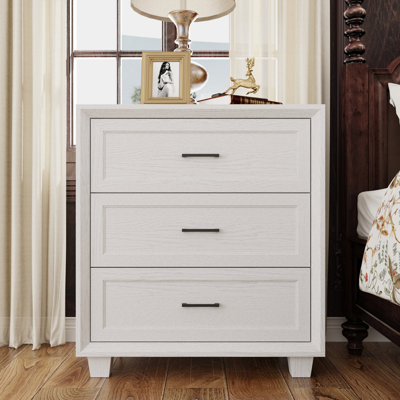 3-drawer nightstand with noble design