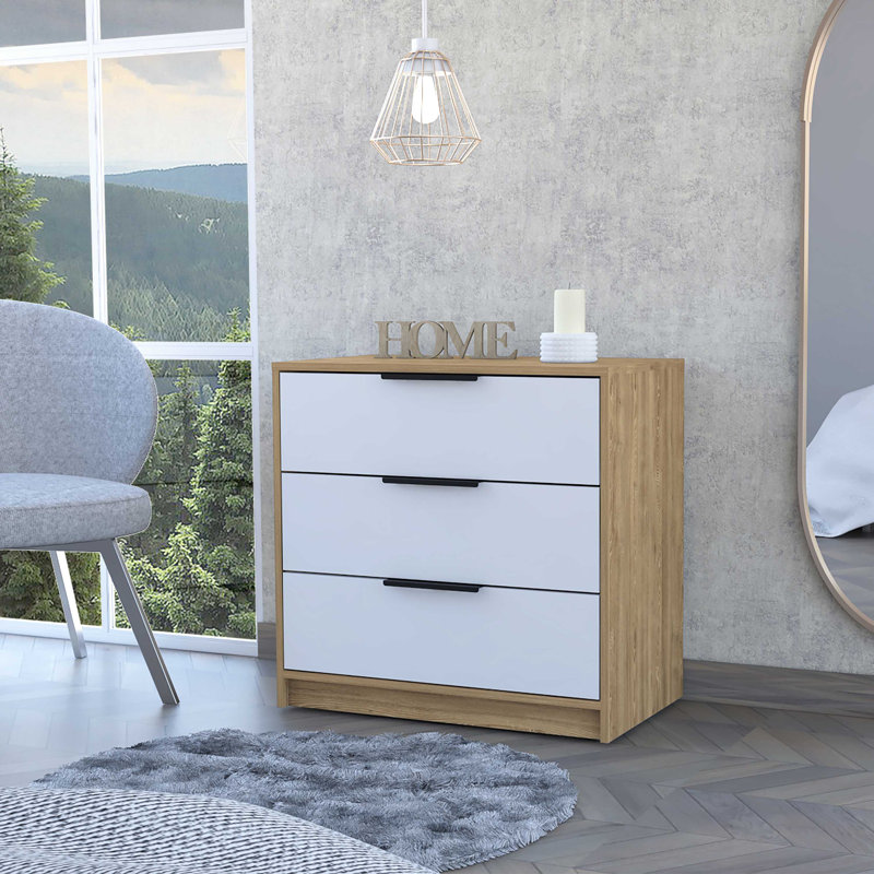 Nasura 3 - Drawer Dresser